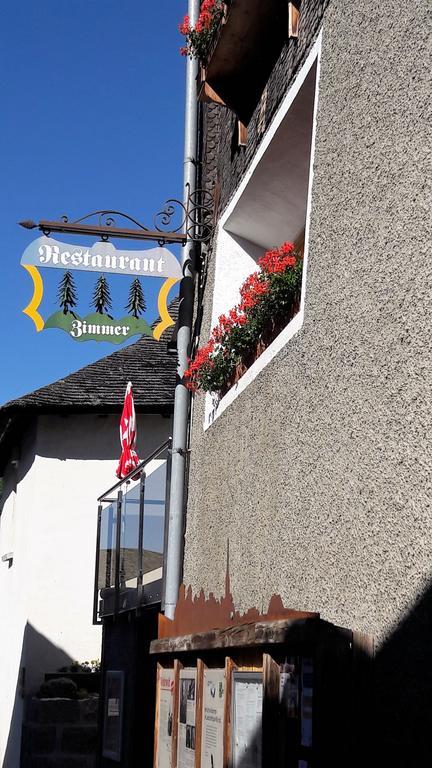 Hotel-Restaurant Drei Tannen Белвалд Екстериор снимка